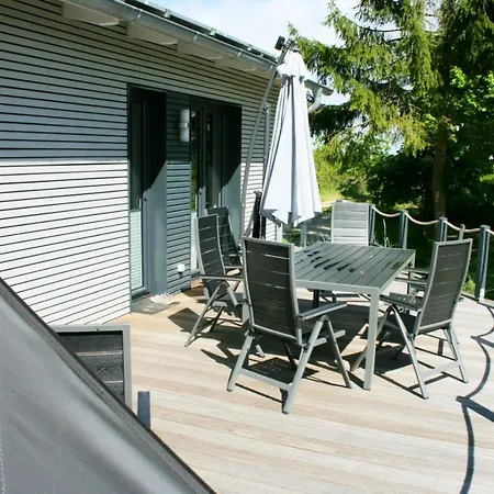 Naturnah, Mit Terrasse, Garten Und Meerblick - Auf Dem Teschenberg Apartamento Middelhagen